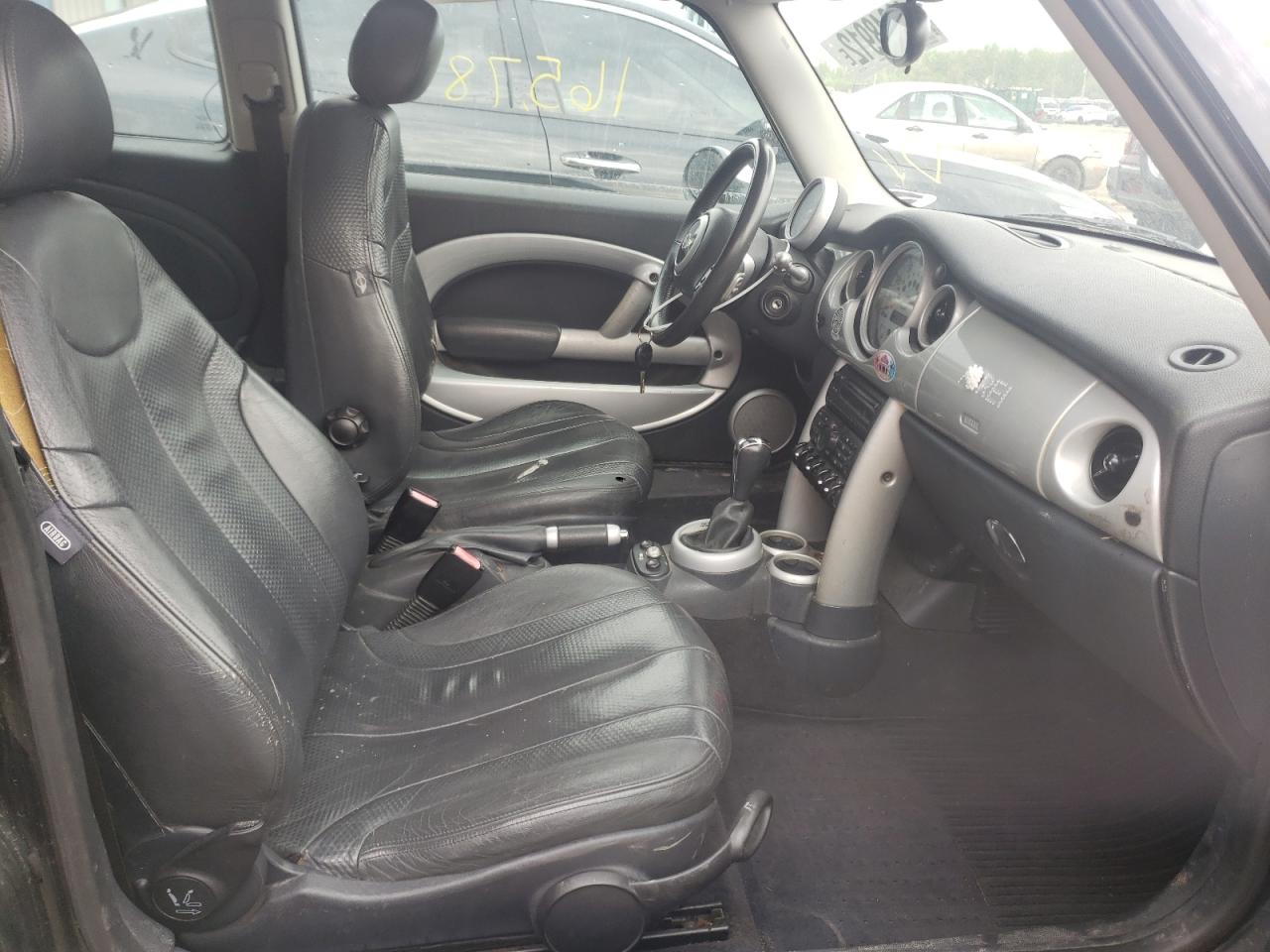Photo 5 from auction – 2002 MINI COOPER with VIN WMWRC33452TE11748