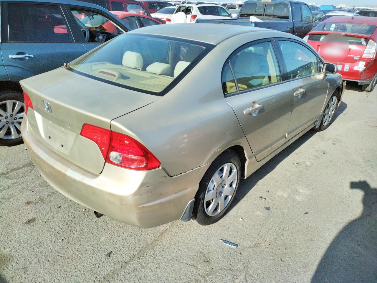 Photo 4 from auction – 2007 HONDA CIVIC LX with VIN JHMFA16507S003607