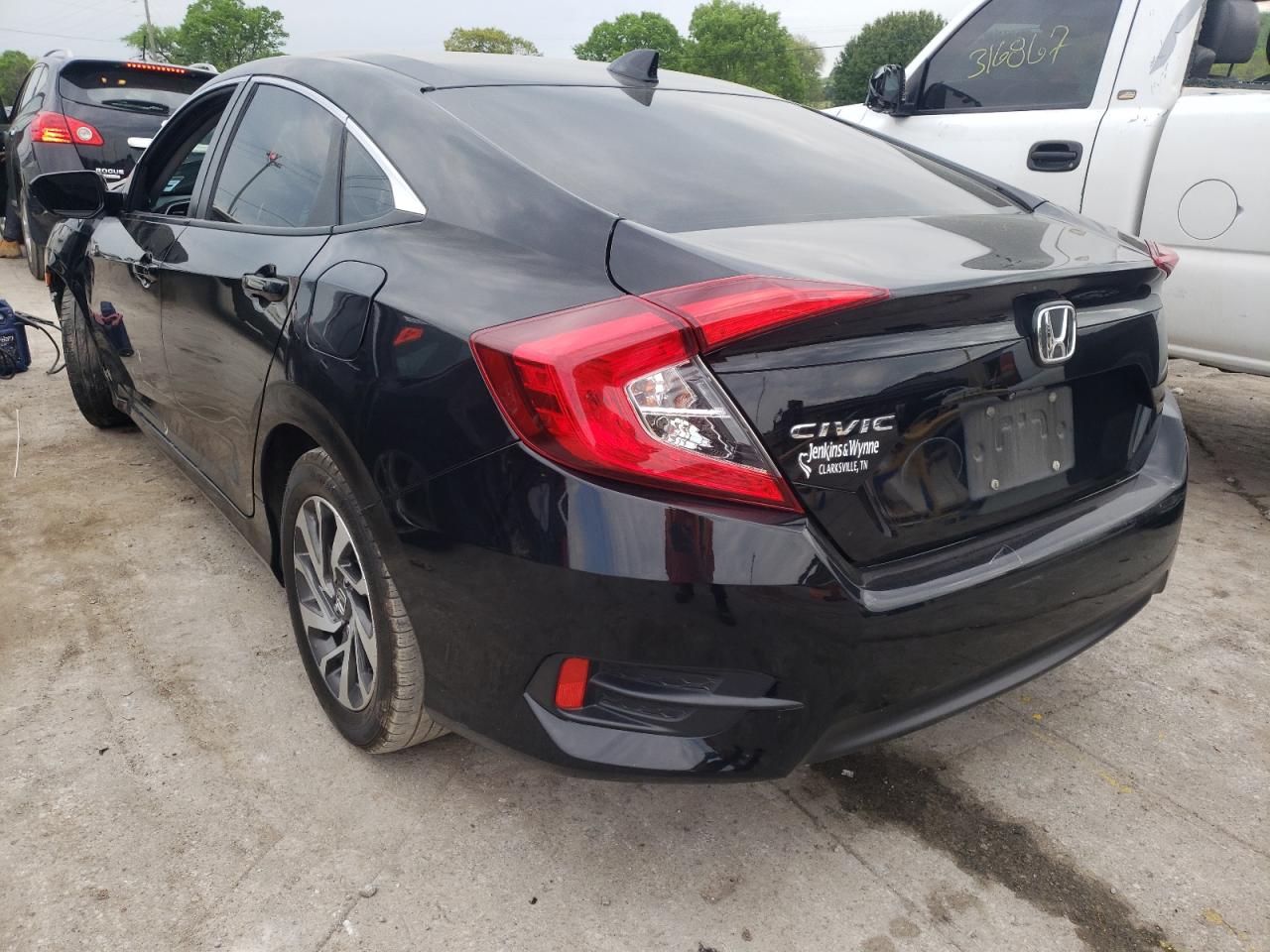 Photo 3 from auction – 2017 HONDA CIVIC EX with VIN 19XFC2F82HE029402