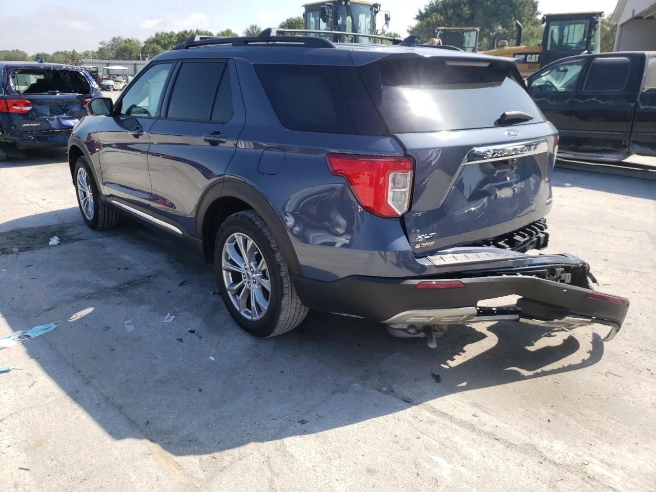 Photo 3 from auction – 2021 FORD EXPLORER X with VIN 1FMSK8DH7MGB00039