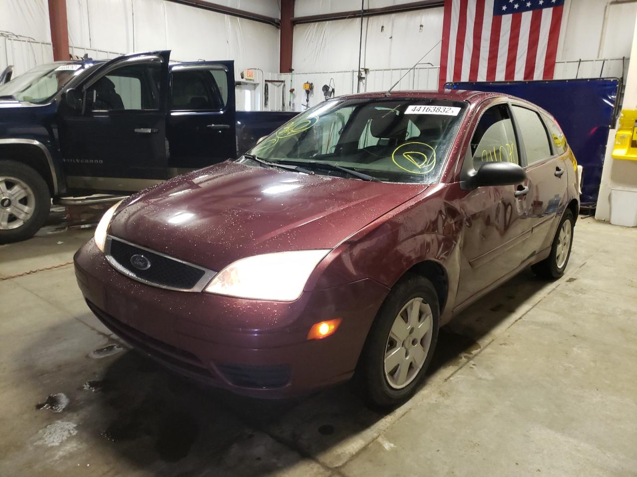 صورة رقم 2 من المزاد - 2007 FORD FOCUS SE مع VIN 1FAFP37N87W128525