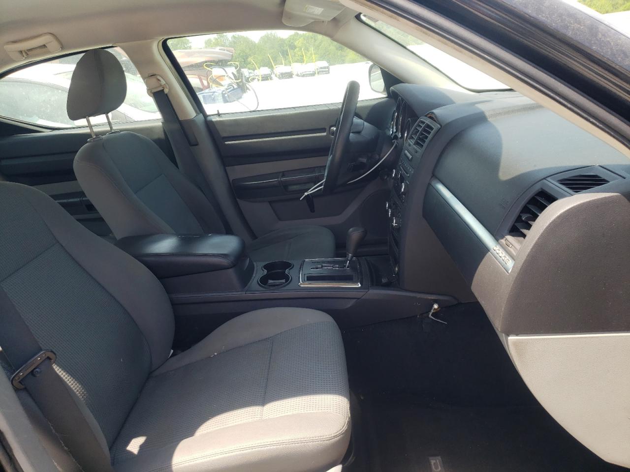 صورة رقم 5 من المزاد - 2008 DODGE CHARGER مع VIN 2B3KA43G98H333229