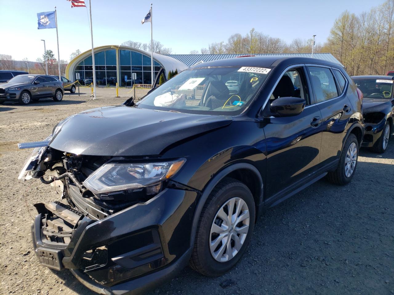 Photo 2 from auction – 2018 NISSAN ROGUE S with VIN KNMAT2MV5JP529210