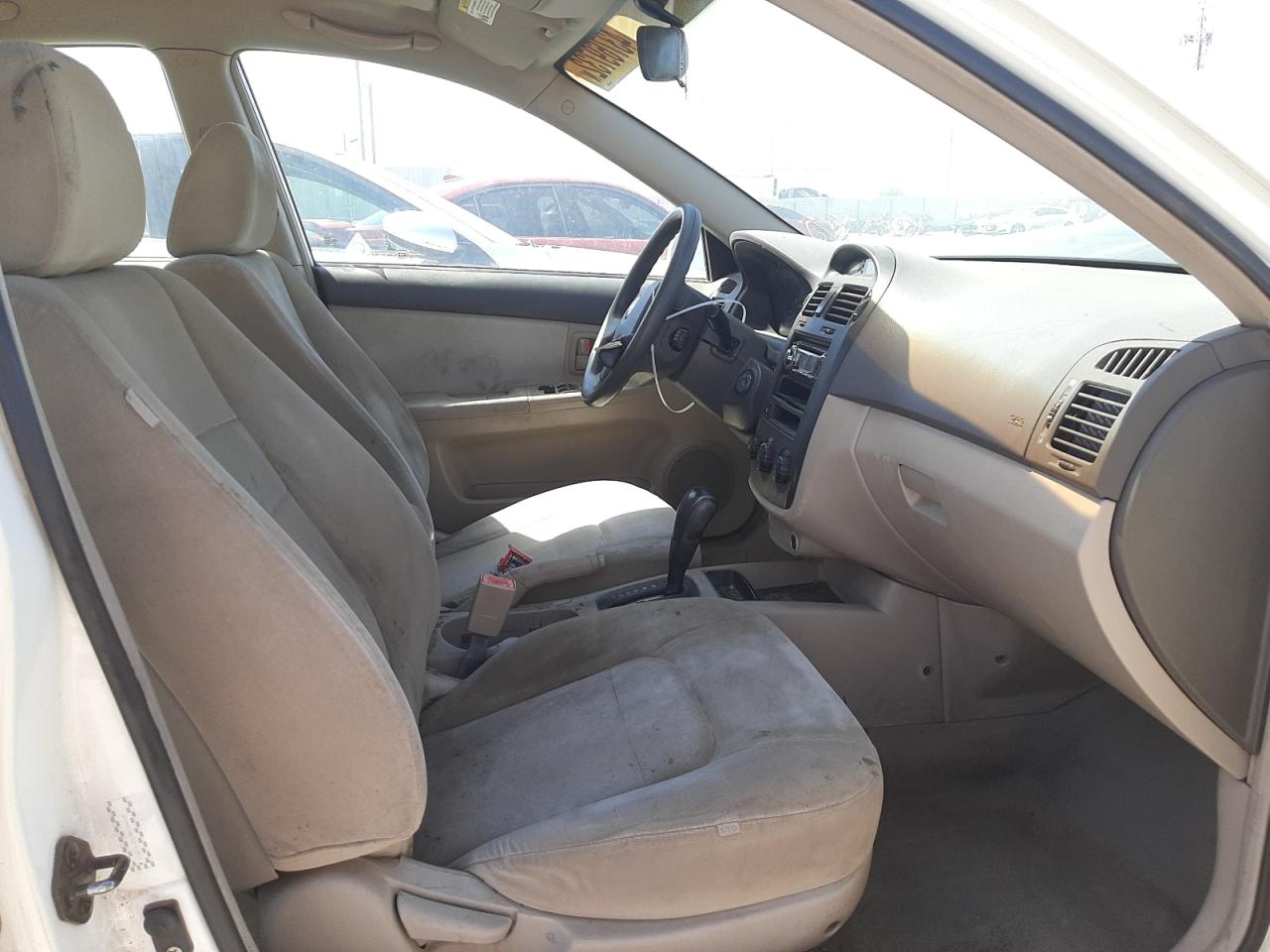 Photo 5 from auction – 2006 KIA SPECTRA LX with VIN KNAFE121765369499
