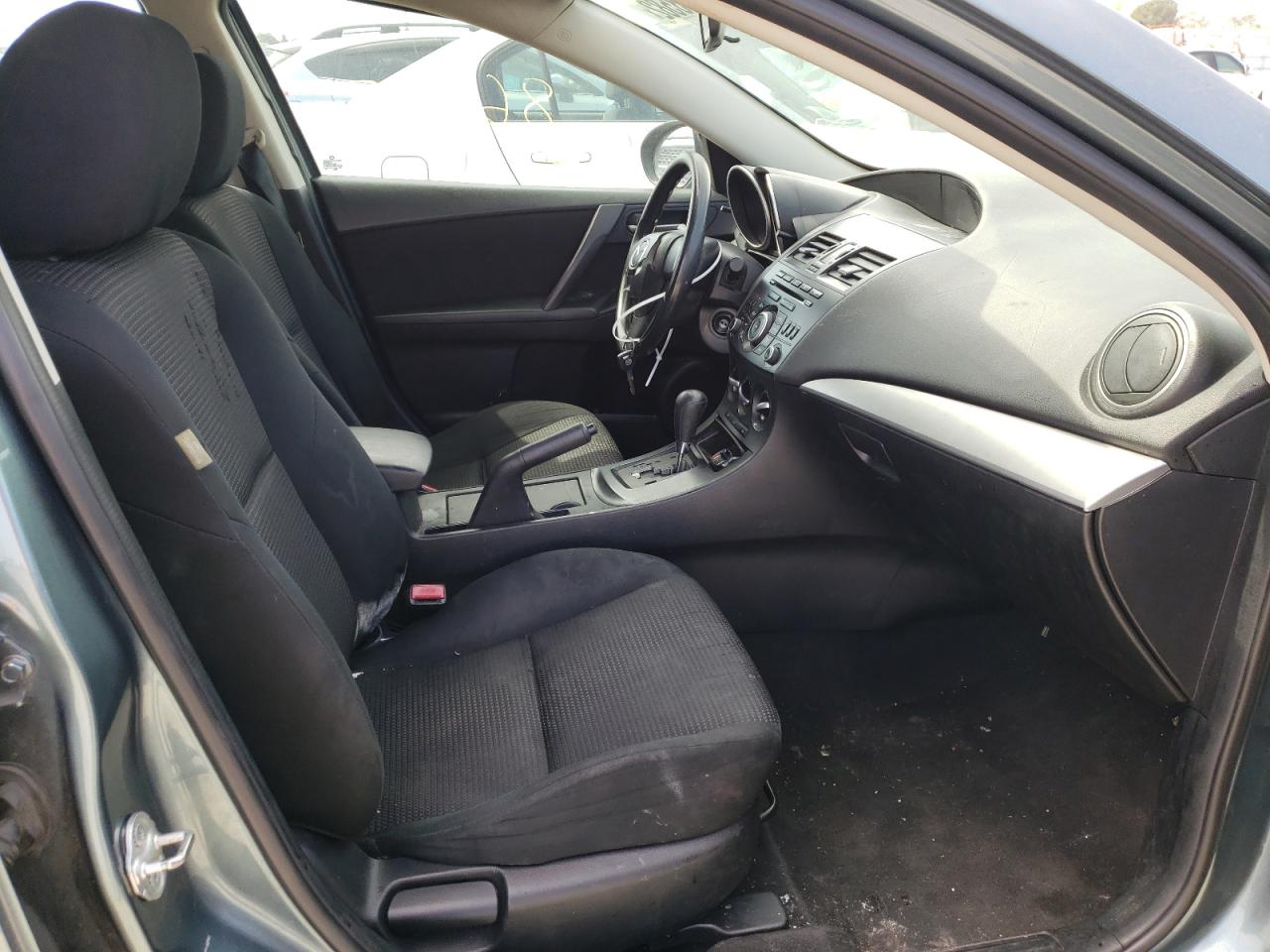 Photo 5 from auction – 2013 MAZDA 3 I with VIN JM1BL1TF2D1712273