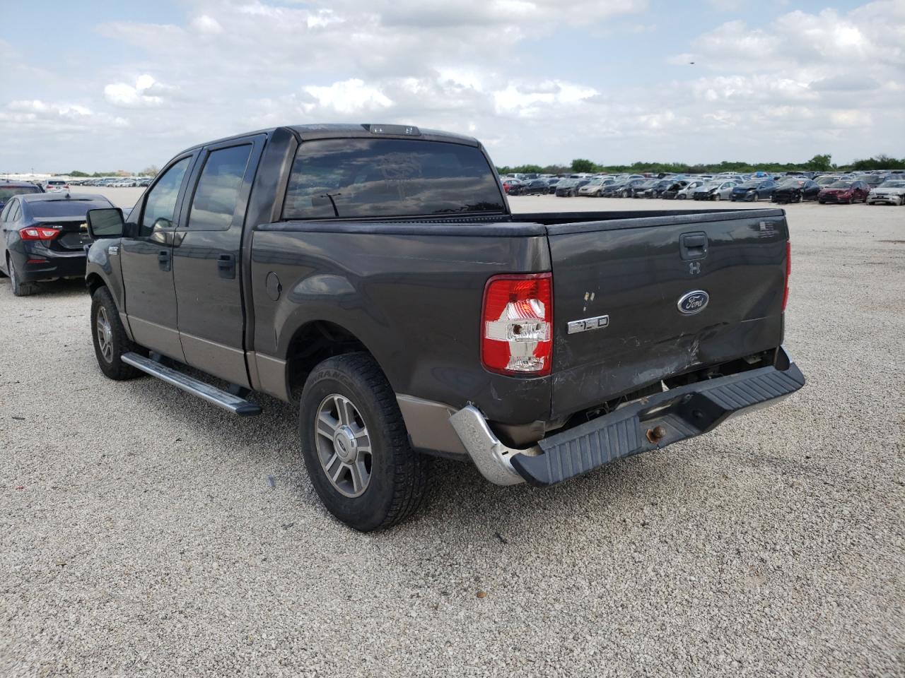 Photo 3 from auction – 2005 FORD F-150 with VIN 1FTRW12W45FB44037