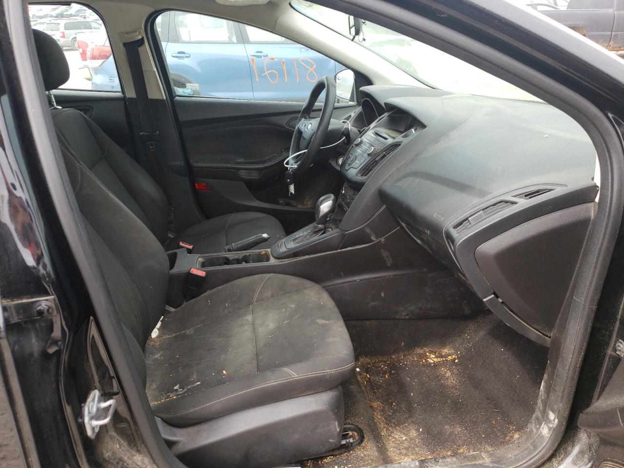 Photo 5 from auction – 2017 FORD FOCUS S with VIN 1FADP3E29HL266111
