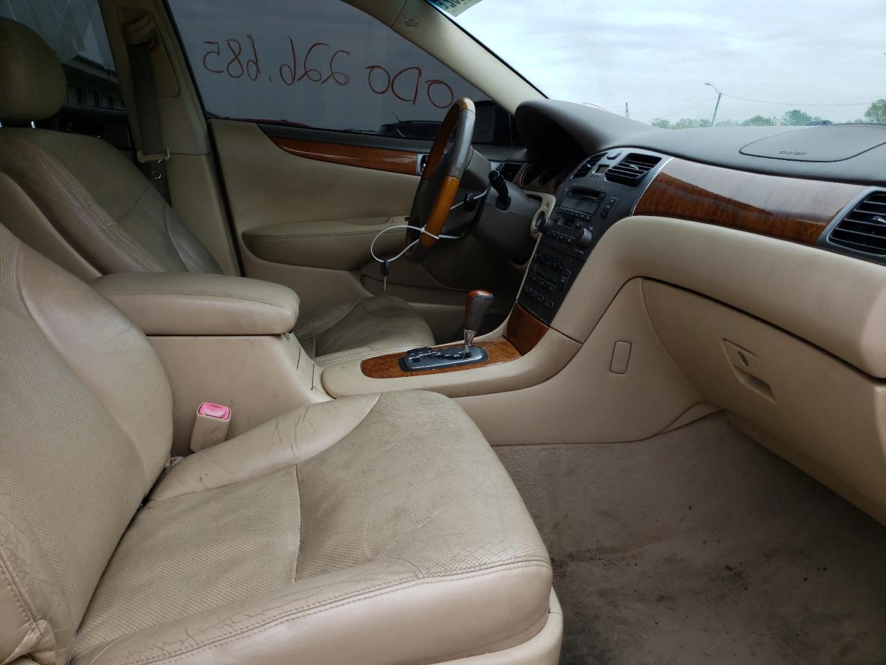 Photo 5 from auction – 2005 LEXUS ES 330 with VIN JTHBA30G655122892