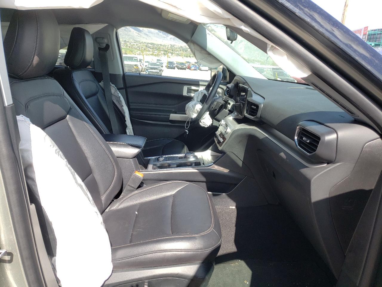 Photo 5 from auction – 2020 FORD EXPLORER X with VIN 1FMSK8DH8LGC29583