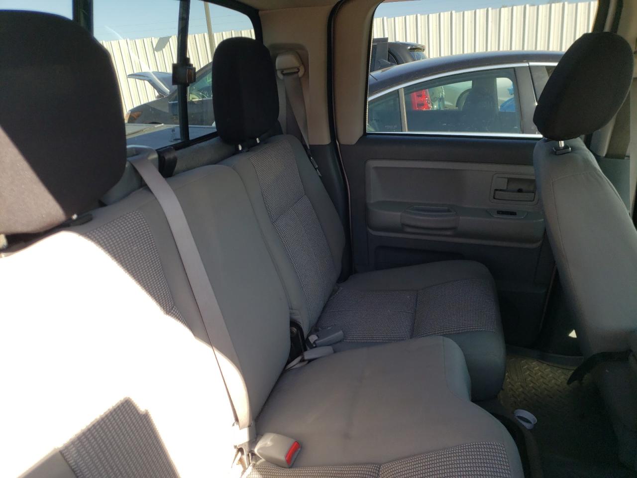Photo 6 from auction – 2007 DODGE DAKOTA QUA with VIN 1D7HW48N07S137663