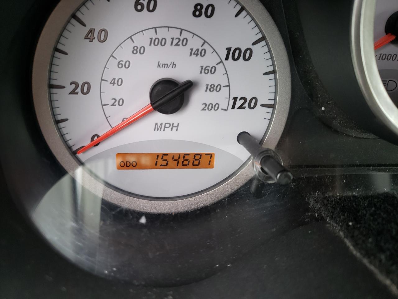 Photo 8 from auction – 2004 TOYOTA RAV4 with VIN JTEHD20V946004383
