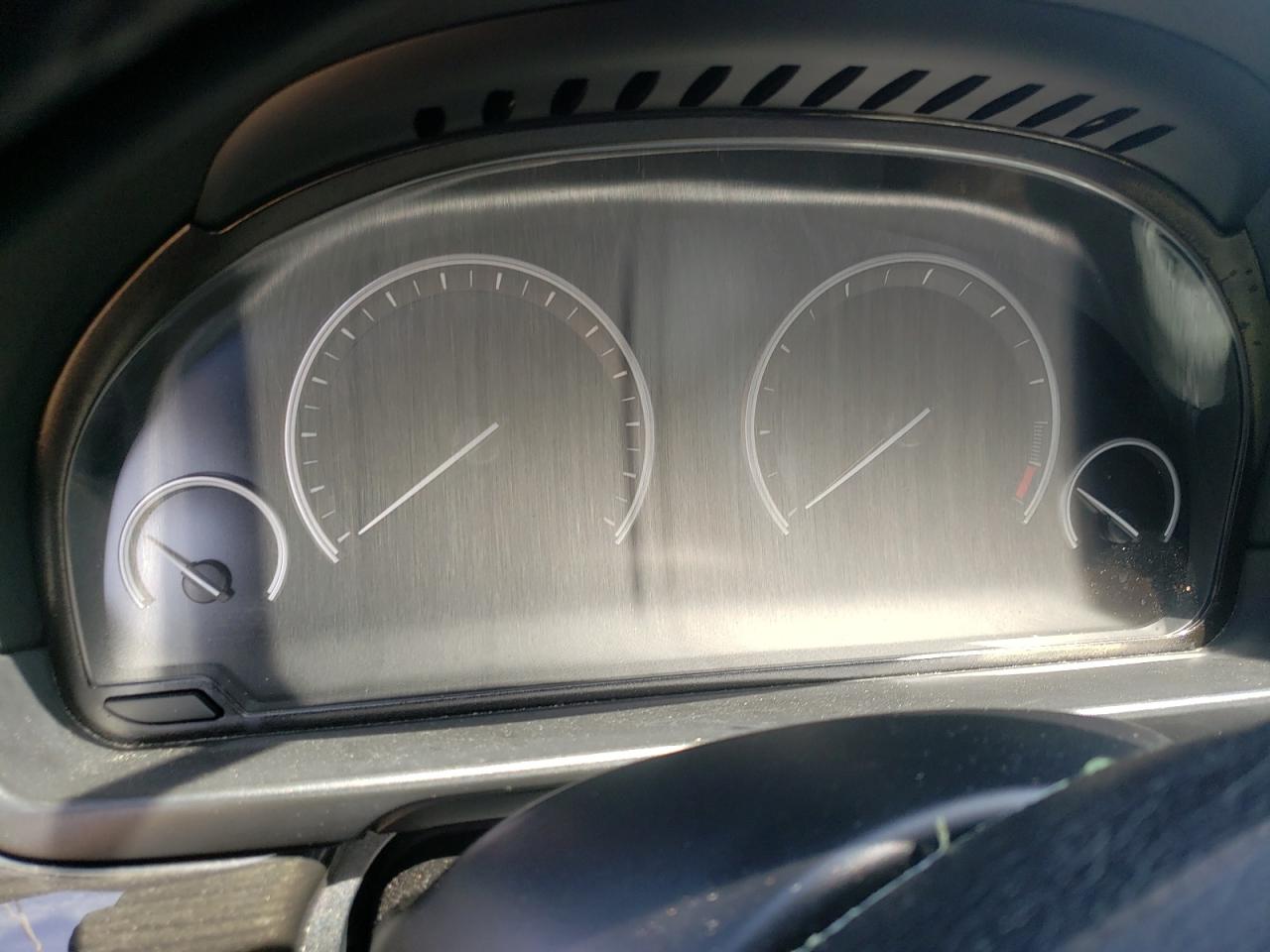 Photo 8 from auction – 2011 BMW 535 XI with VIN WBAFU7C54BC877345