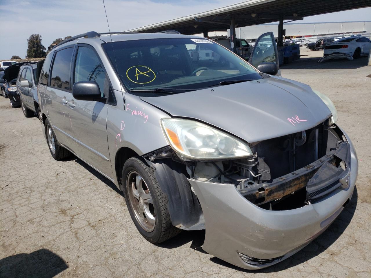 Photo 14 from auction – 2005 TOYOTA SIENNA CE with VIN 5TDZA23C45S237794