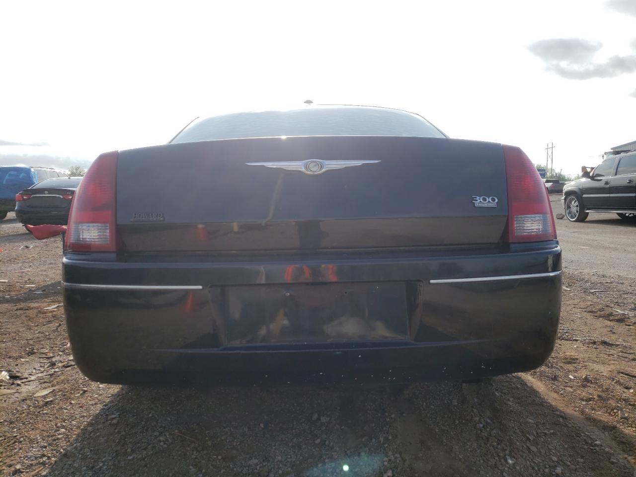 Photo 10 from auction – 2007 CHRYSLER 300 TOURIN with VIN 2C3KA53G37H718177