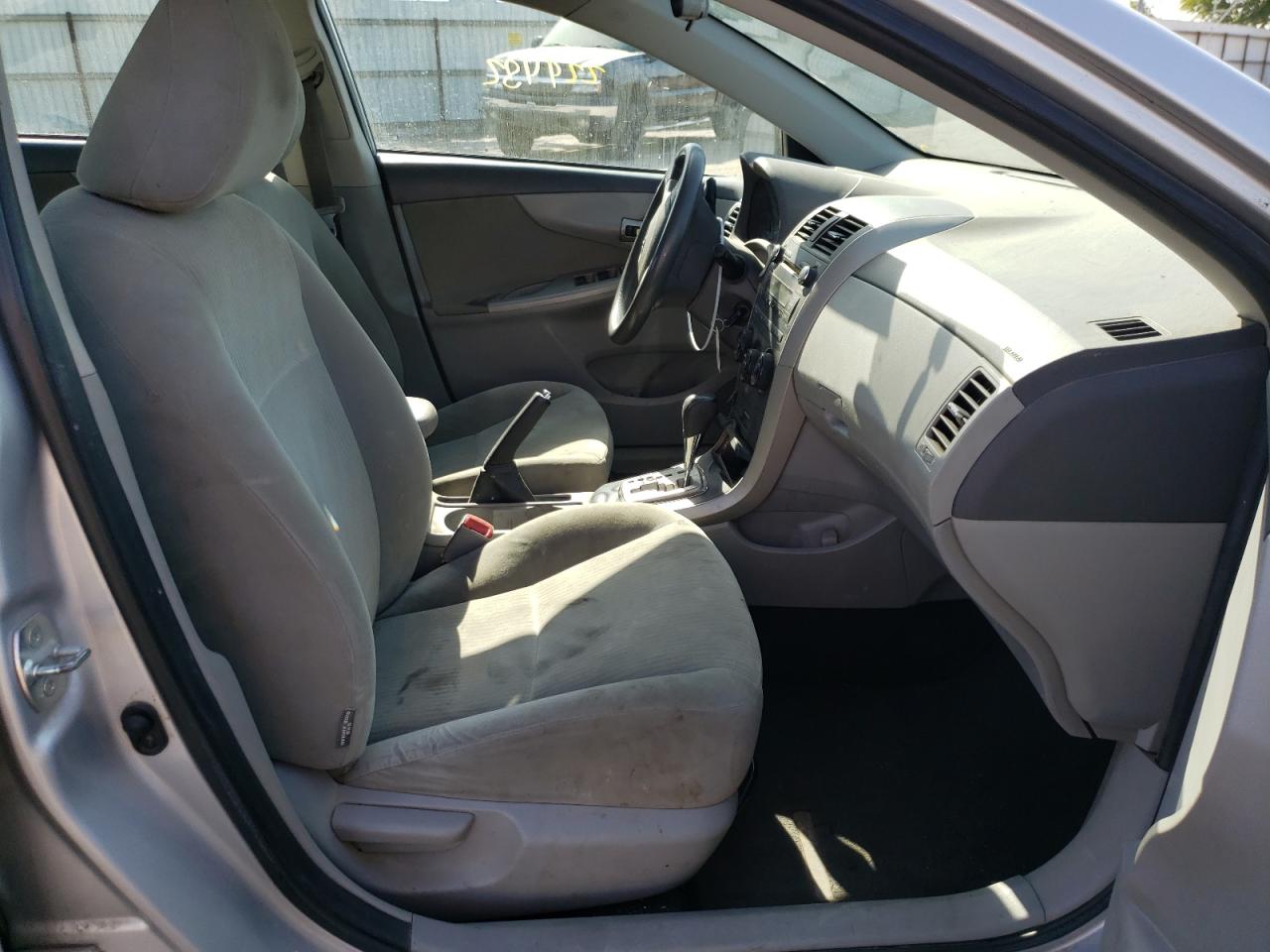 Photo 5 from auction – 2010 TOYOTA COROLLA BA with VIN 1NXBU4EE1AZ253701