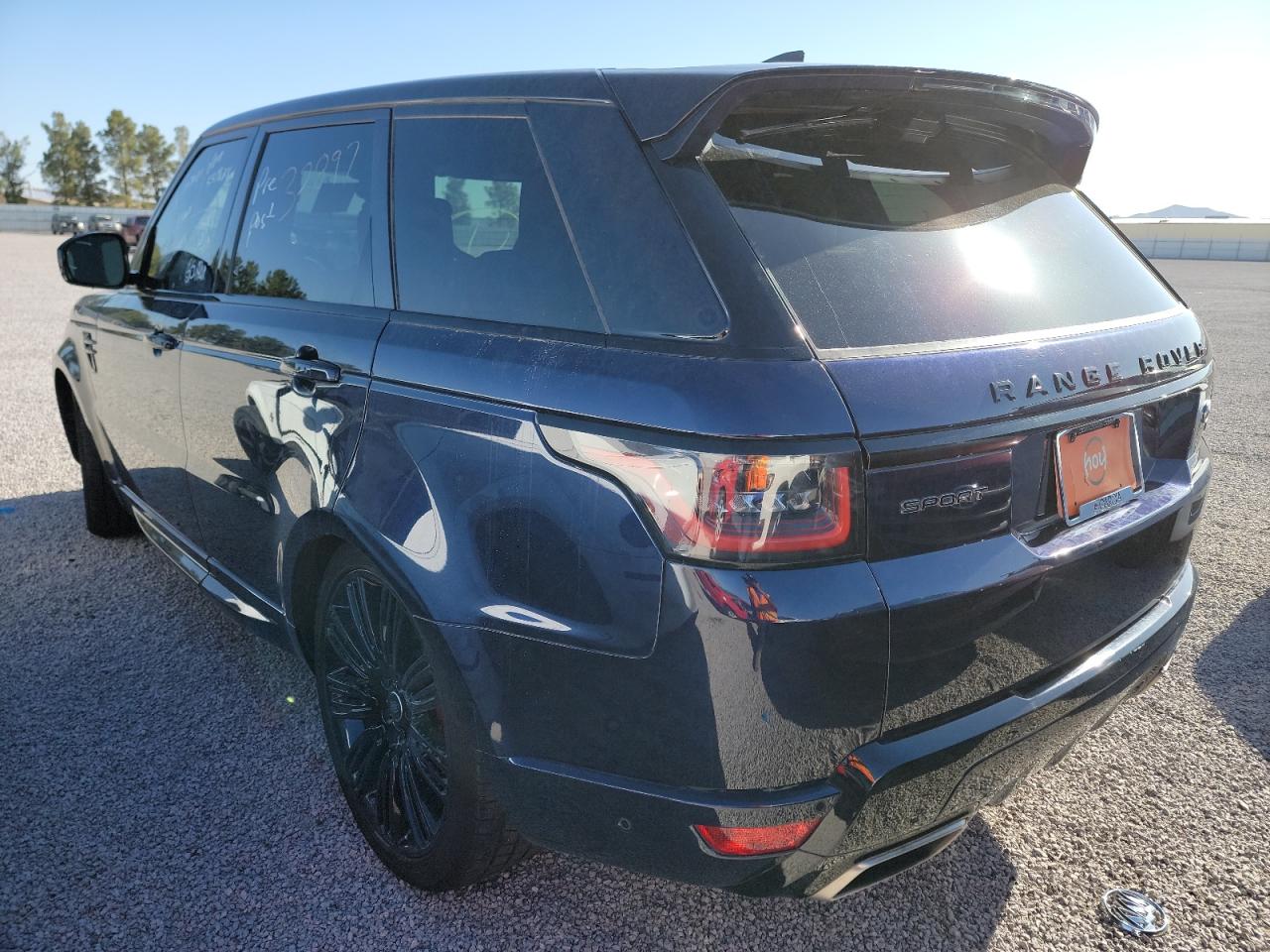 Photo 3 from auction – 2019 LAND ROVER RANGE ROVE with VIN SALWV2SV5KA852057