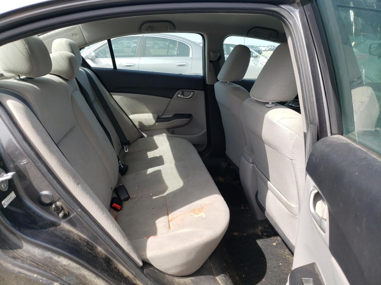 Photo 6 from auction – 2013 HONDA CIVIC LX with VIN 19XFB2F55DE256165