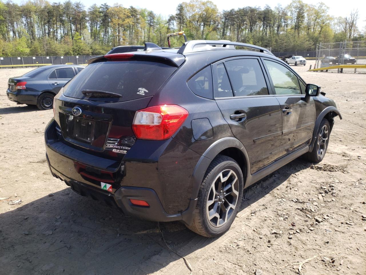Photo 4 from auction – 2016 SUBARU CROSSTREK with VIN JF2GPANC6G8332198