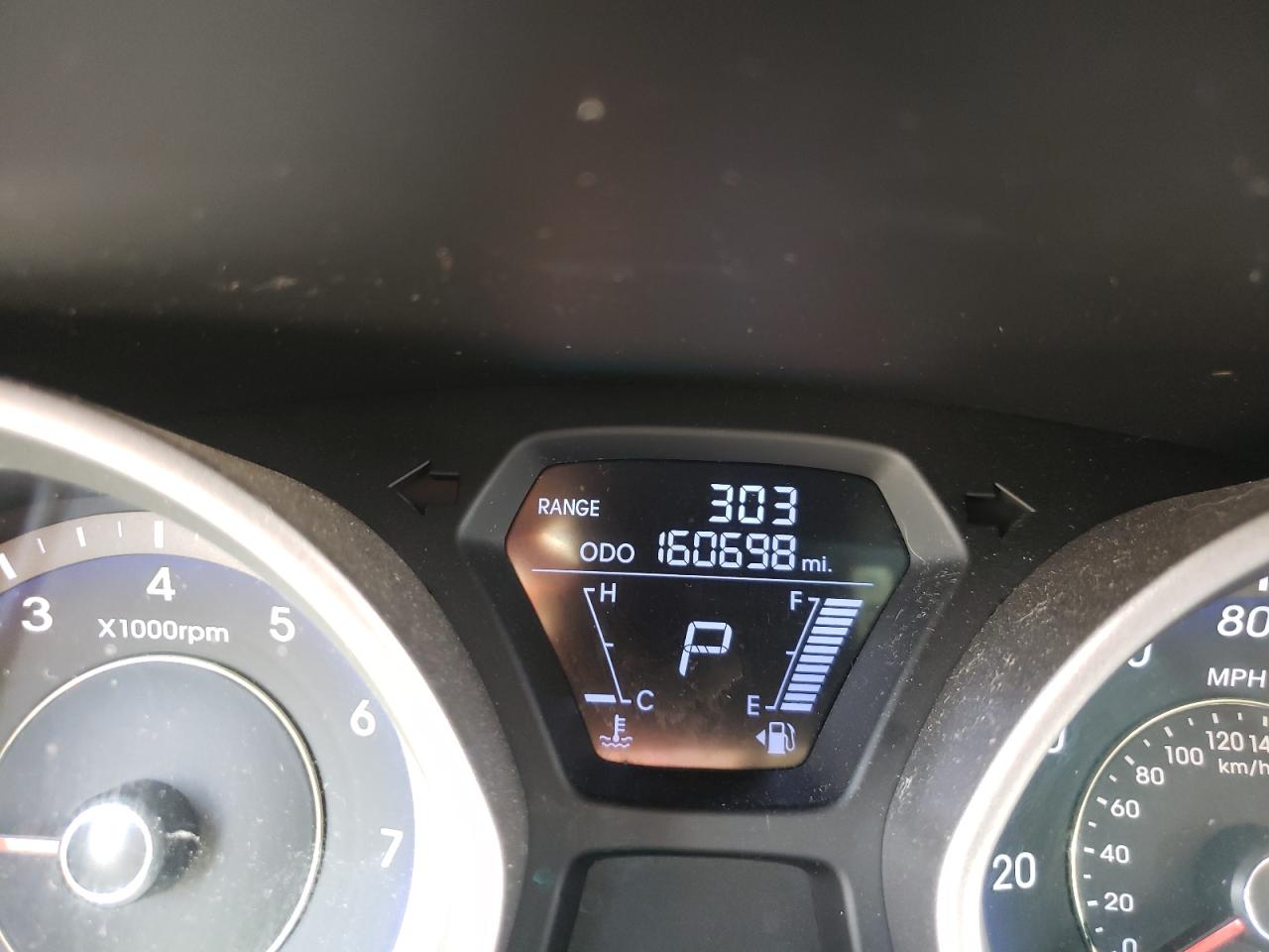 Photo 8 from auction – 2011 HYUNDAI ELANTRA GL with VIN KMHDH4AE3BU101682