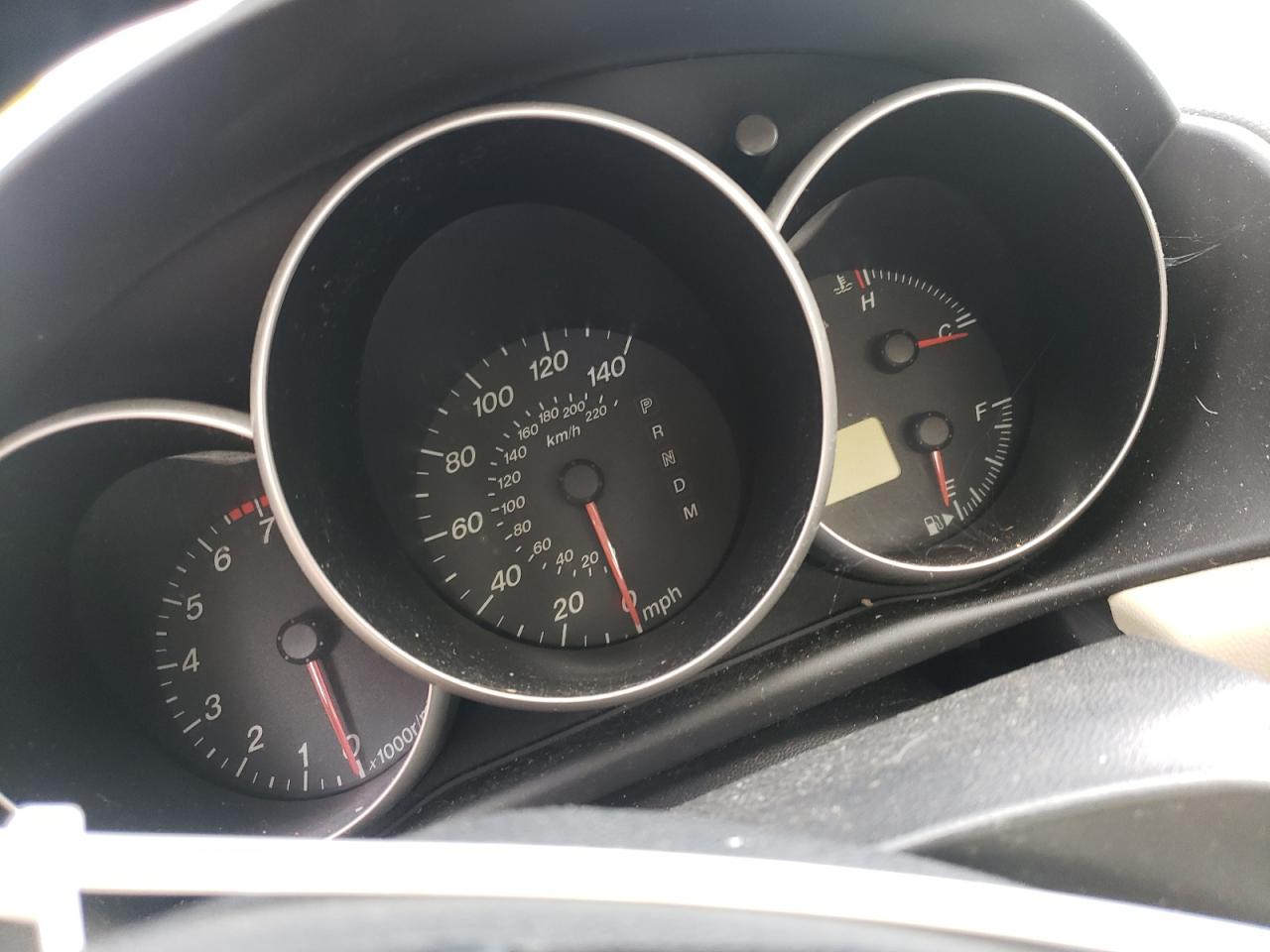 Photo 8 from auction – 2004 MAZDA 3 I with VIN JM1BK32F941217939
