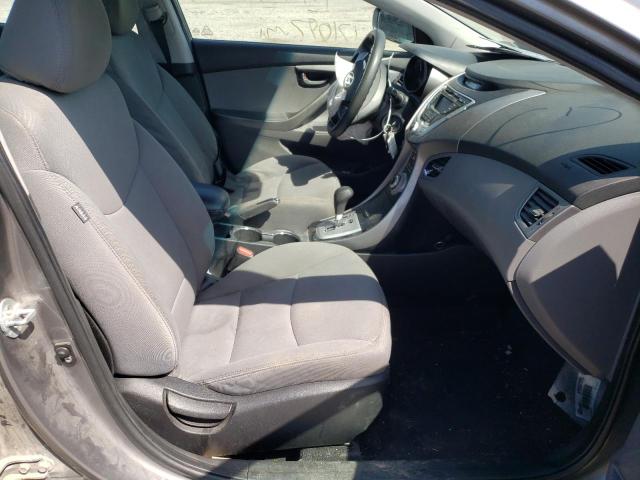 Photo 5 from auction – 2012 HYUNDAI ELANTRA GL with VIN 5NPDH4AE4CH069695