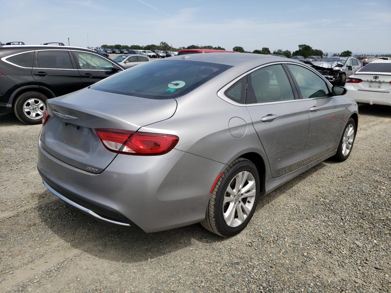 Photo 4 from auction – 2015 CHRYSLER 200 LIMITE with VIN 1C3CCCAB1FN708344