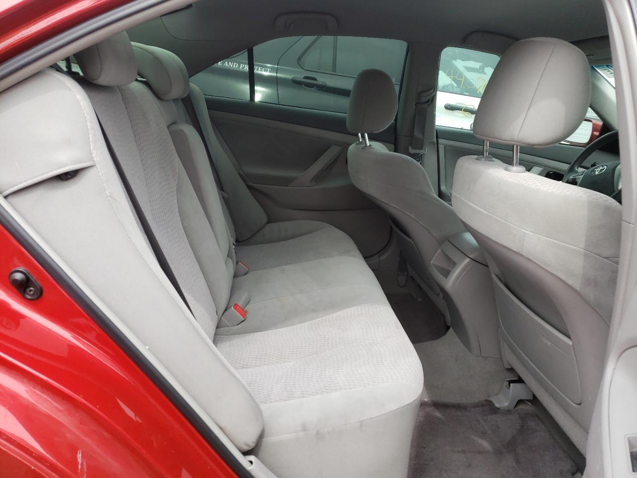 Photo 6 from auction – 2011 TOYOTA CAMRY with VIN 4T4BF3EK3BR209216