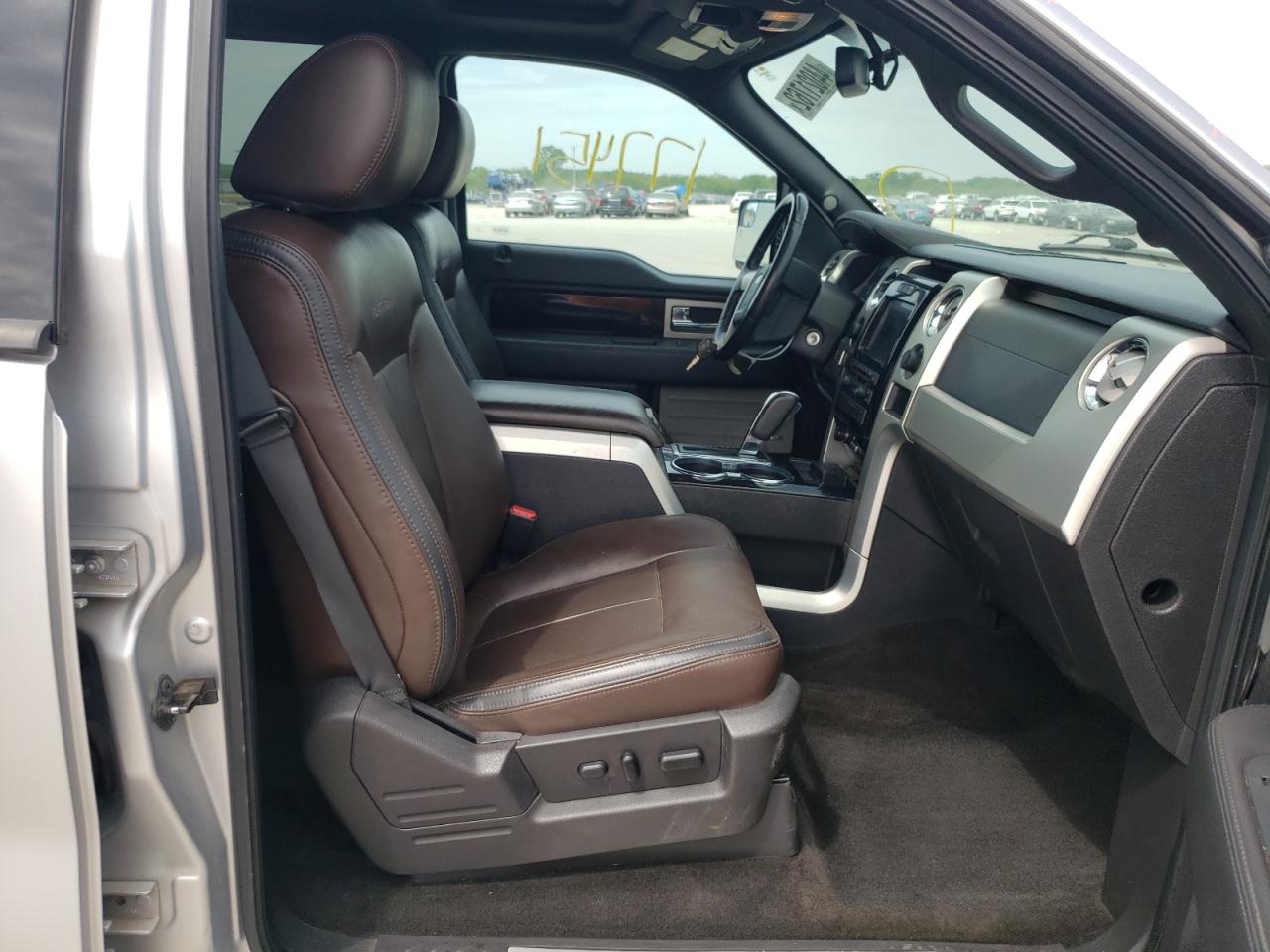 Photo 5 from auction – 2011 FORD F150 SUPER with VIN 1FTFW1ETXBFB29073