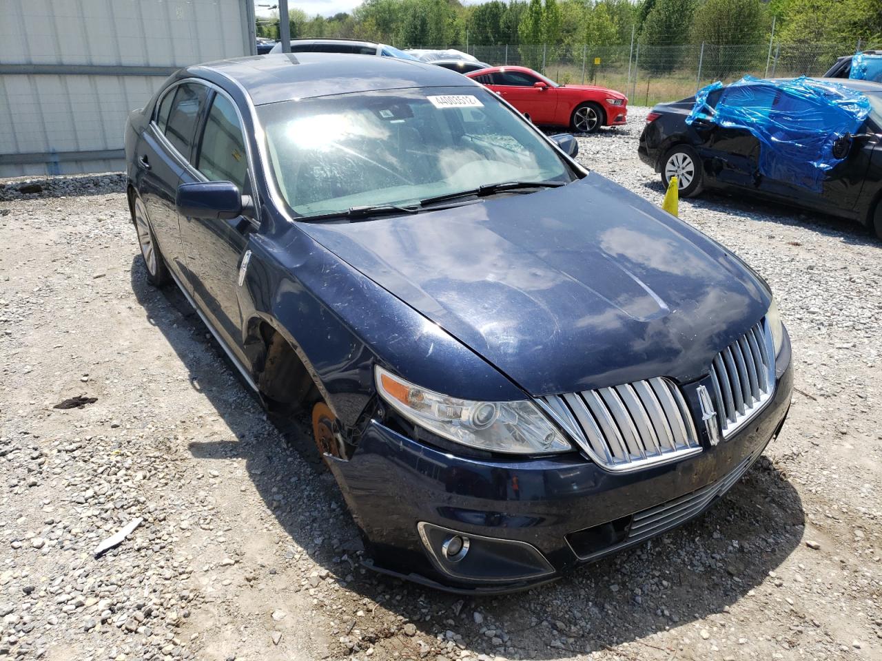 LINCOLN MKS 2009 with VIN 1LNHM93R39G616183 - Photo from auction