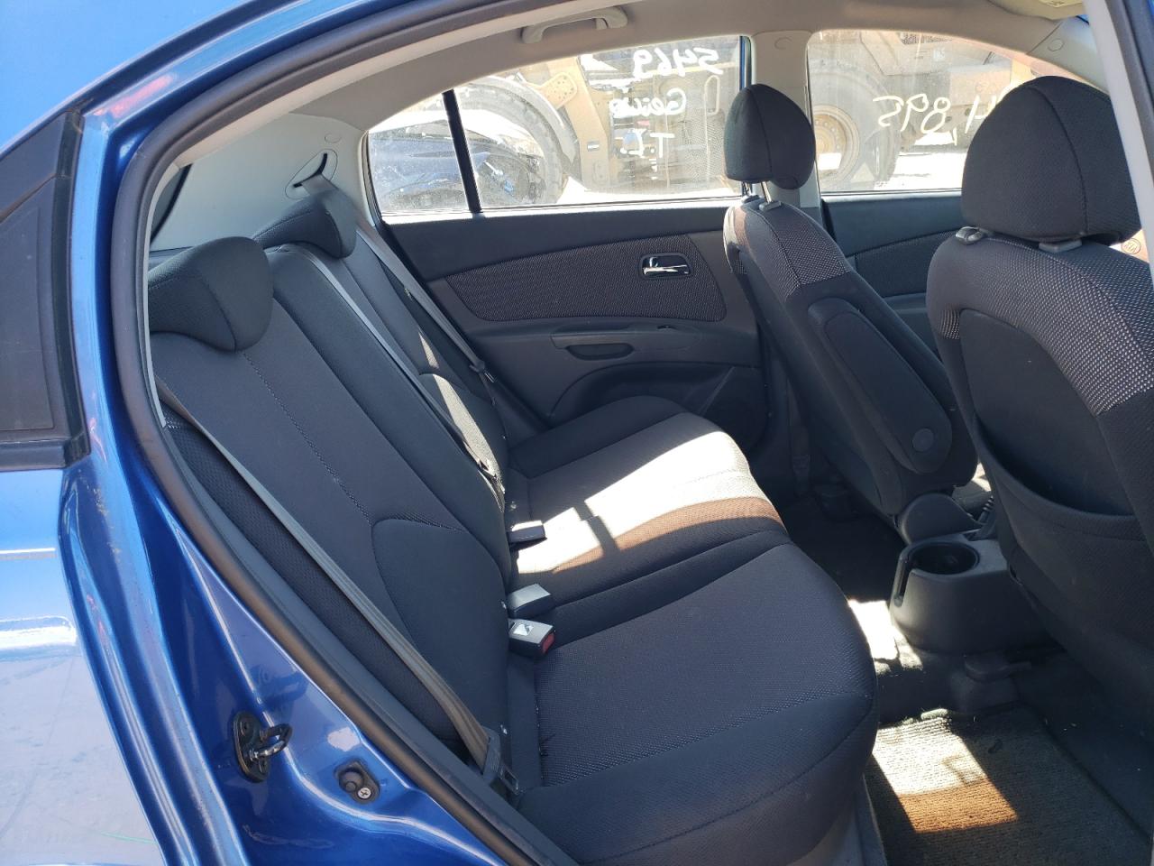 Photo 6 from auction – 2006 KIA RIO 5 with VIN KNADE163X66122619