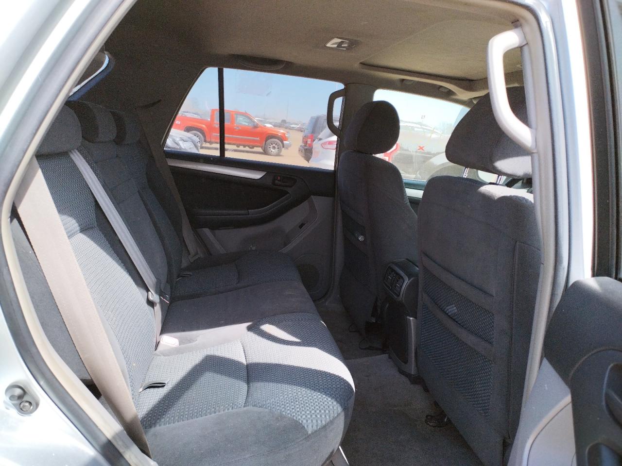 Zdjęcie 6 z aukcji – 2005 TOYOTA 4RUNNER SR z VIN JTEBT14R250045779