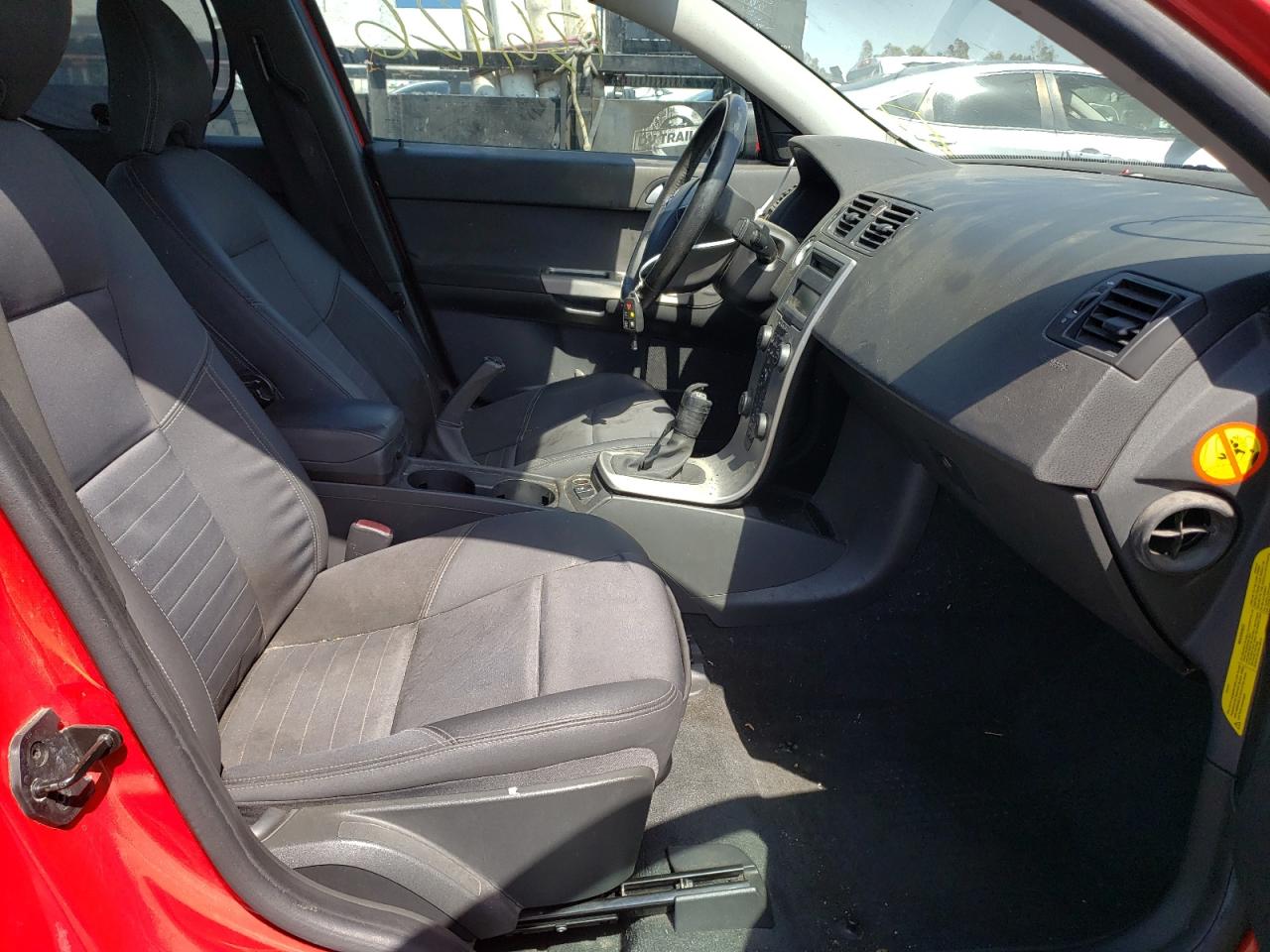 Photo 5 from auction – 2005 VOLVO S40 2.4I with VIN YV1MS382352061948