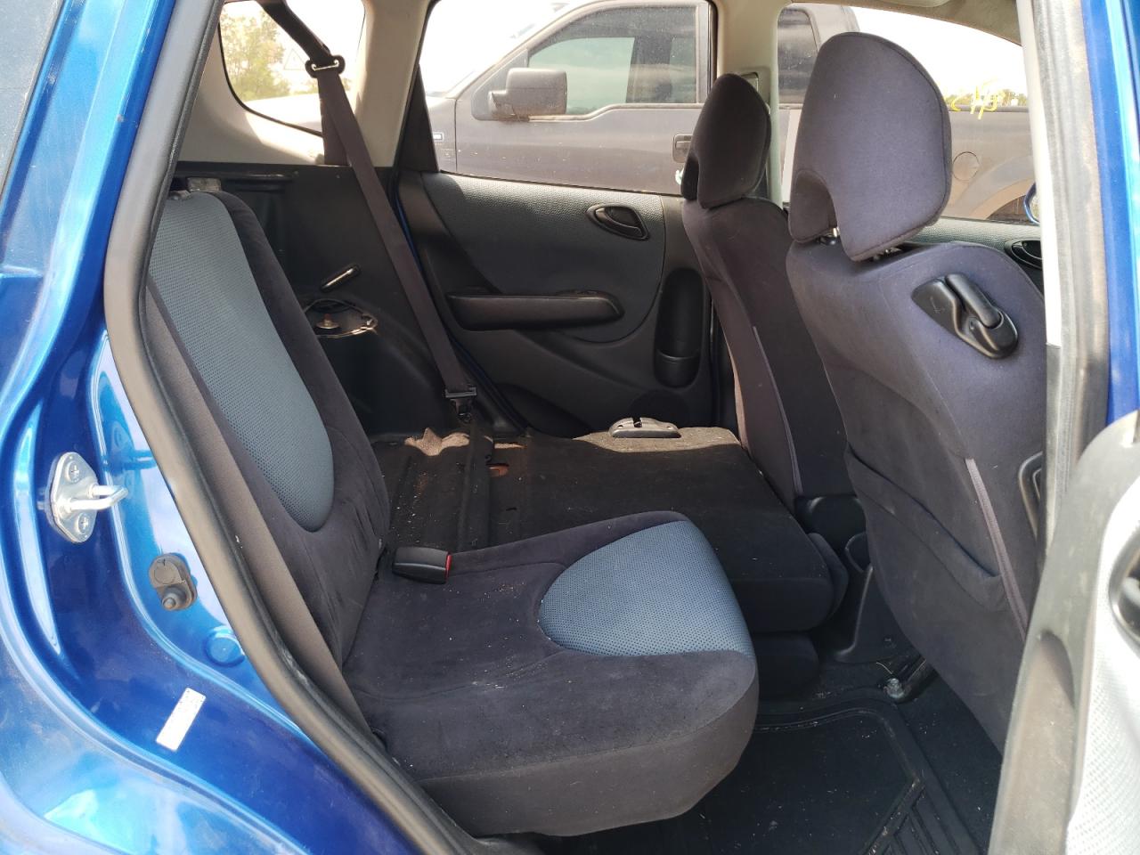 Photo 6 from auction – 2007 HONDA FIT S with VIN JHMGD38677S012902