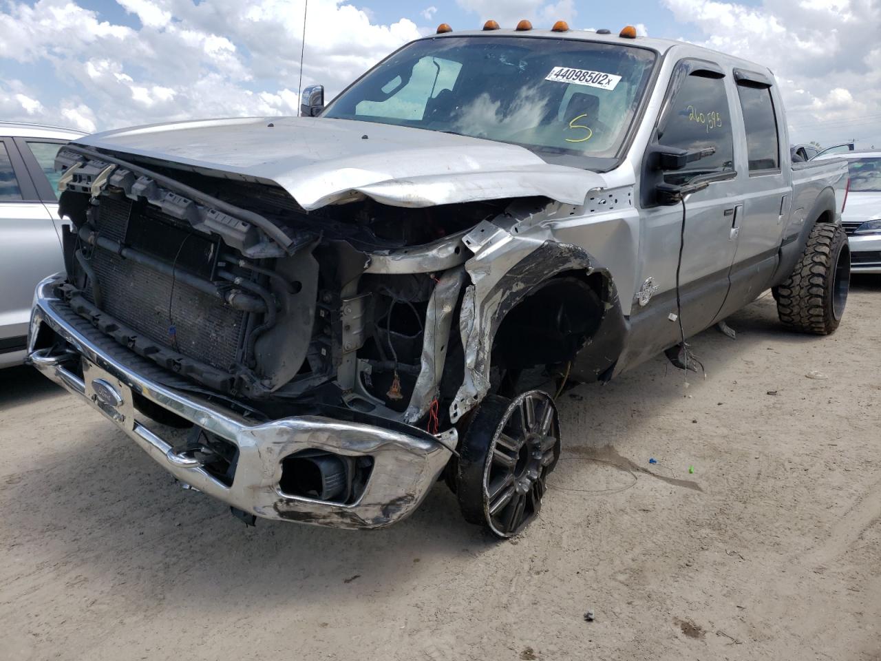 Photo 2 from auction – 2011 FORD F250 SUPER with VIN 1FT7W2BT7BEA62033