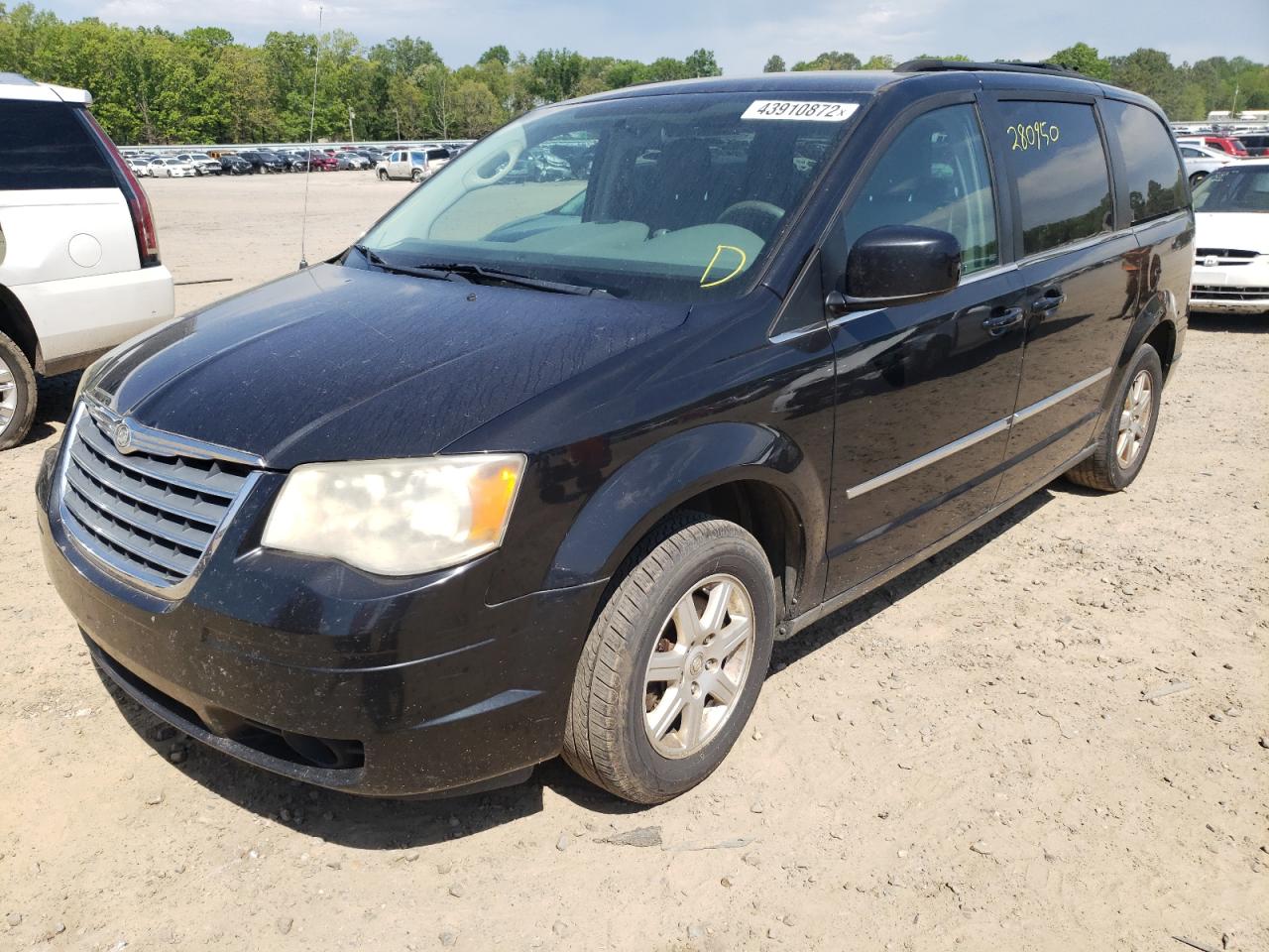 Photo 2 from auction – 2010 CHRYSLER TOWN & COU with VIN 2A4RR5D12AR460906