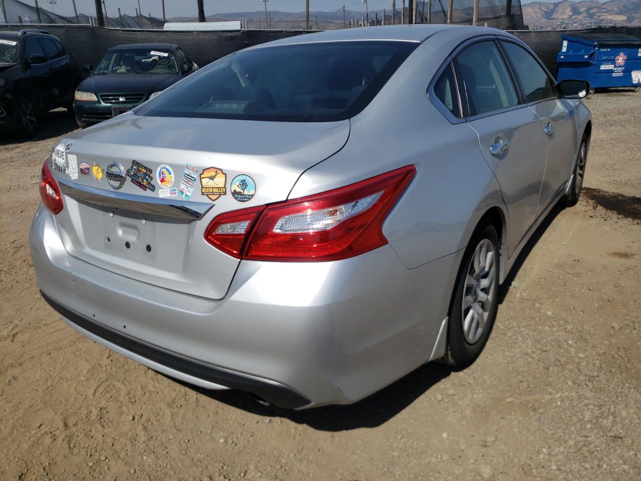 Photo 4 from auction – 2017 NISSAN ALTIMA 2.5 with VIN 1N4AL3AP8HC484766