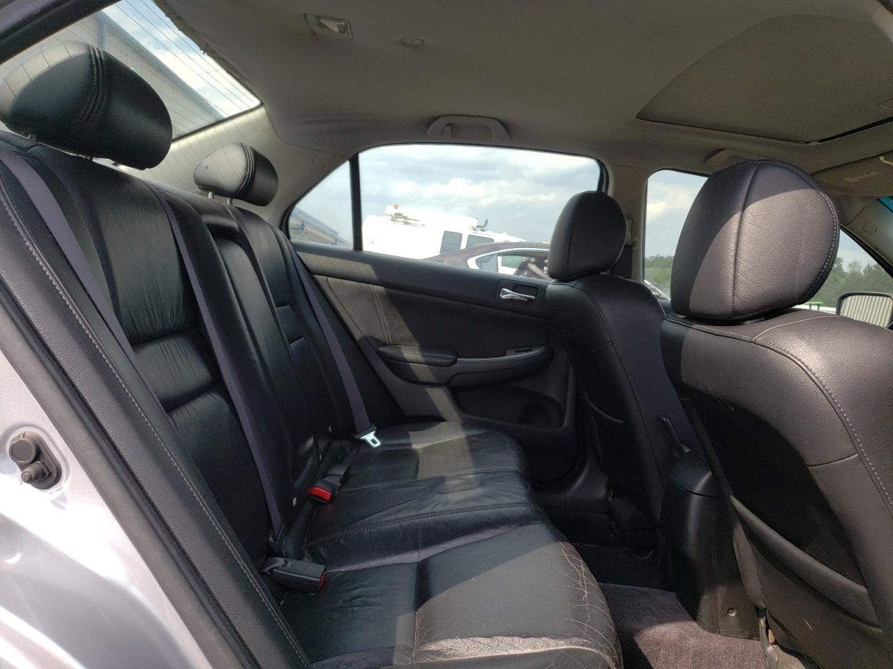 Photo 6 from auction – 2003 HONDA ACCORD EX with VIN 1HGCM66563A072747