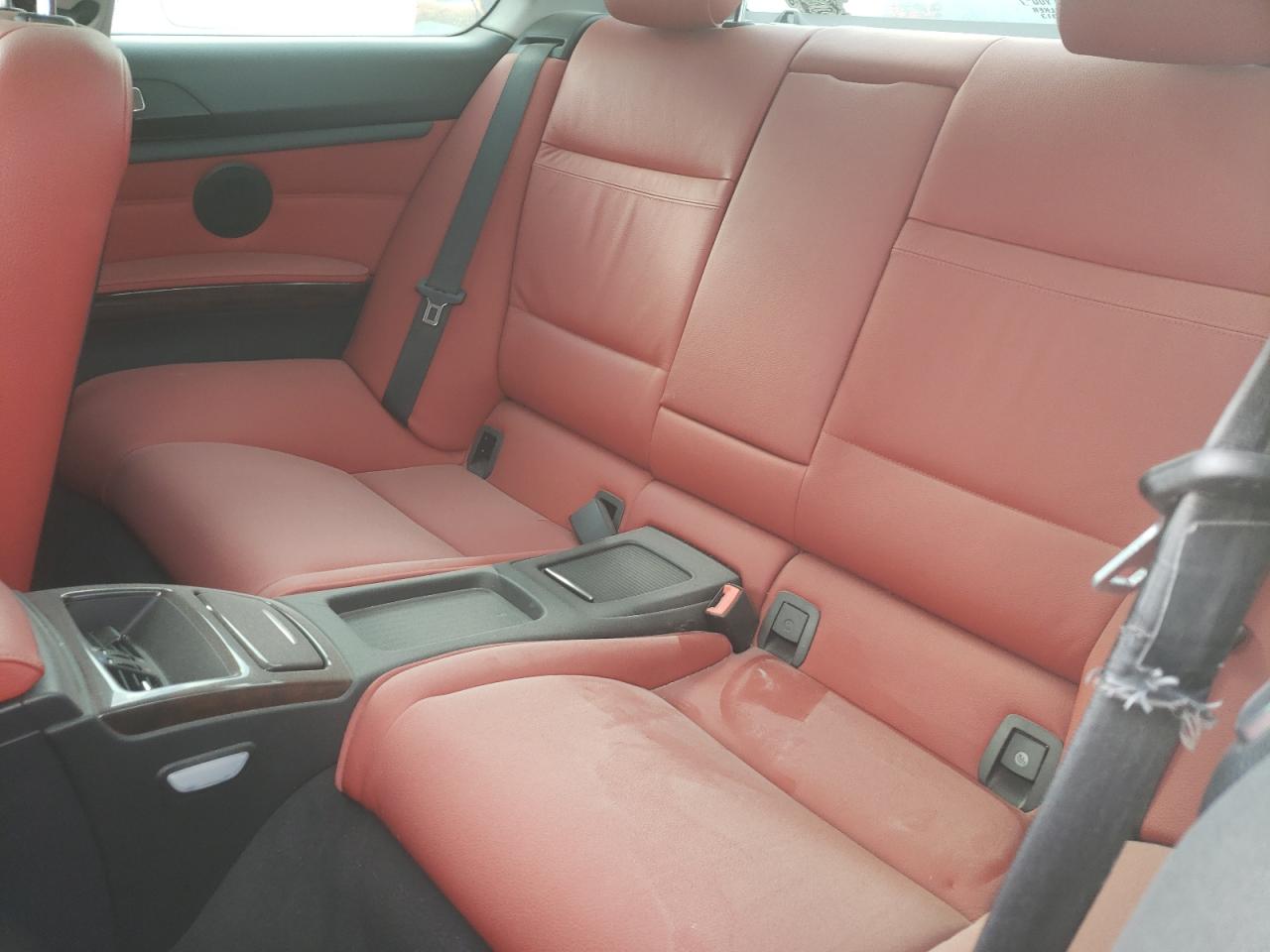 Photo 6 from auction – 2011 BMW 328 I SULE with VIN WBAKE5C53BE574111