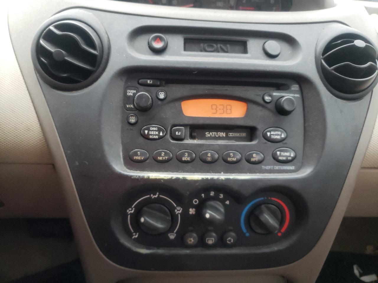 Photo 9 from auction – 2003 SATURN ION LEVEL with VIN 1G8AJ52F23Z112020