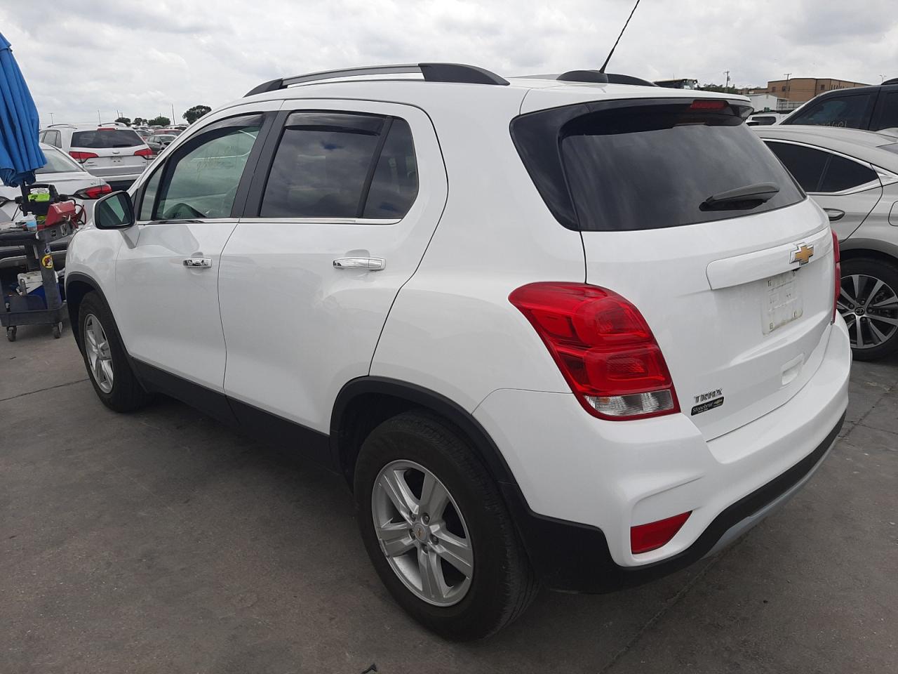 Photo 3 from auction – 2019 CHEVROLET TRAX 1LT with VIN KL7CJLSB0KB935002