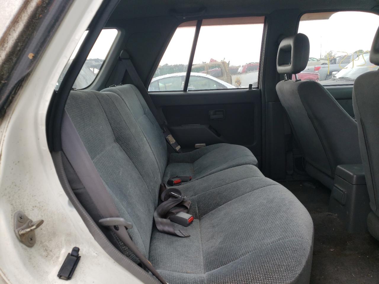Foto 6 de la subasta – 1997 HONDA PASSPORT E con VIN 4S6CM58V8V4417061