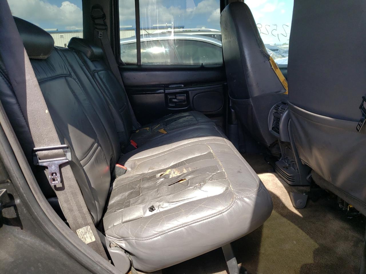 Photo 6 from auction – 1999 MERCURY MOUNTAINEE with VIN 4M2ZU52PXXUJ42548