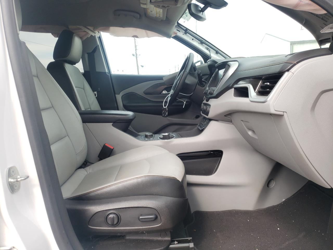 Photo 5 from auction – 2018 GMC TERRAIN SL with VIN 3GKALVEV1JL354986