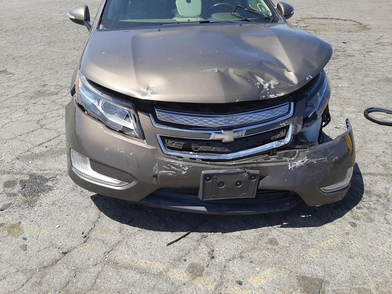 Photo 9 from auction – 2015 CHEVROLET VOLT with VIN 1G1RA6E44FU111485