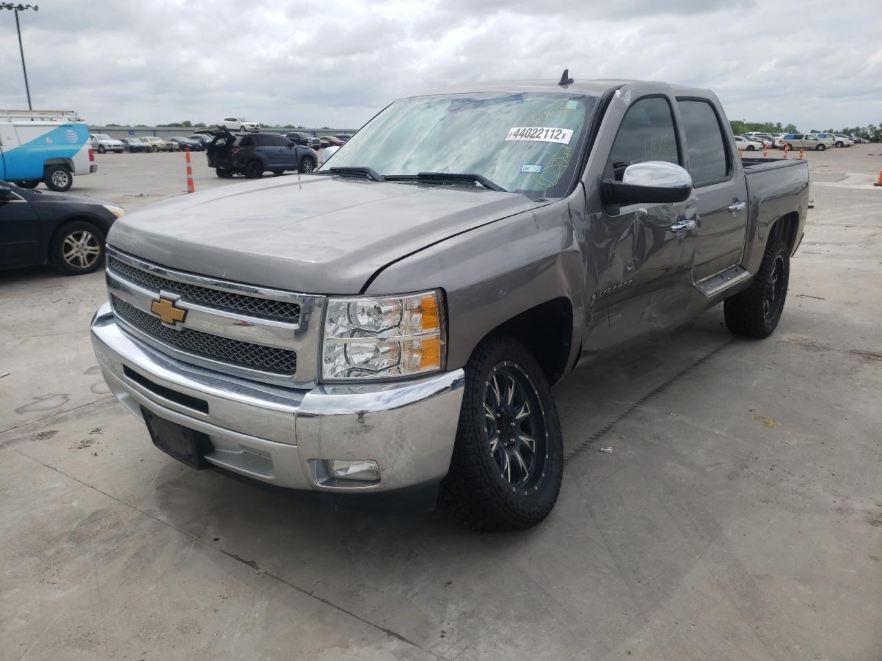 Photo 2 from auction – 2013 CHEVROLET SILVERADO with VIN 3GCPCSE04DG264656