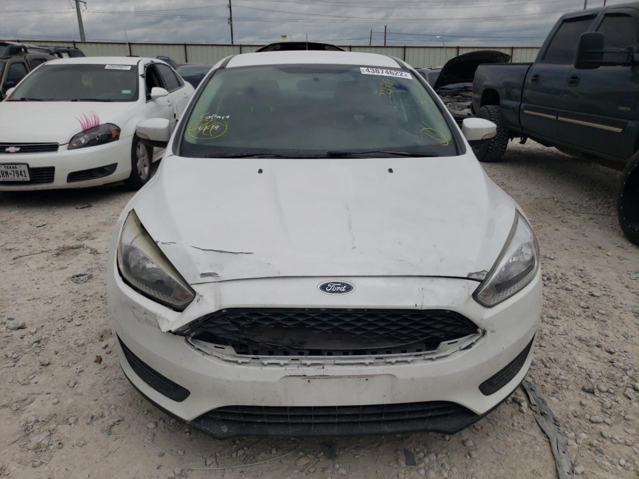 Photo 9 from auction – 2016 FORD FOCUS SE with VIN 1FADP3K24GL221807