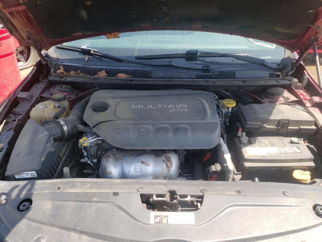 Photo 7 from auction – 2015 CHRYSLER 200 LIMITE with VIN 1C3CCCABXFN717530