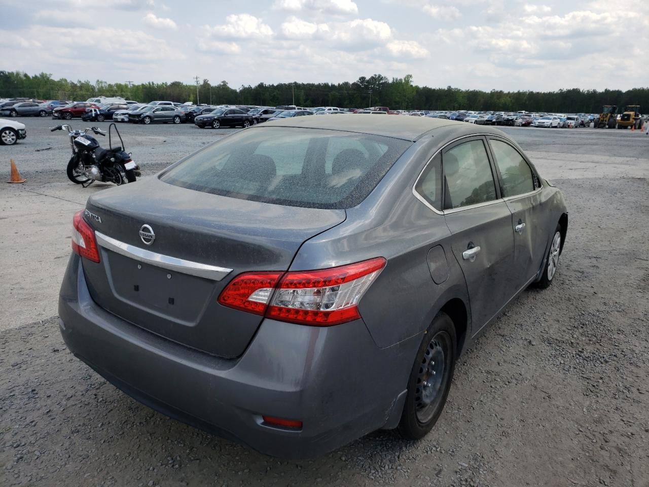Photo 4 from auction – 2015 NISSAN SENTRA S with VIN 3N1AB7AP1FY313031