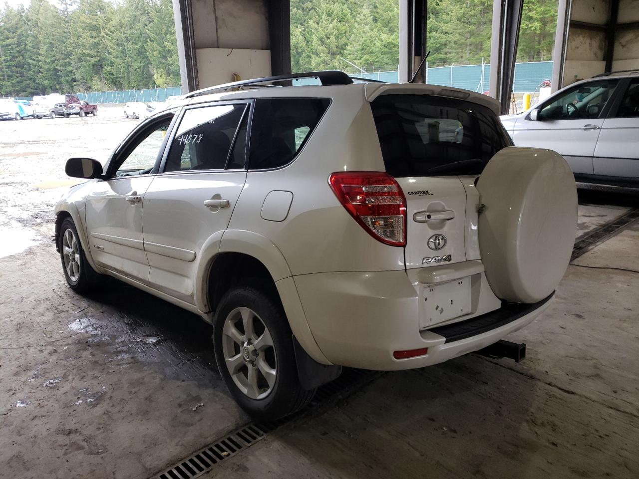 Photo 3 from auction – 2012 TOYOTA RAV4 LIMIT with VIN 2T3DK4DV4CW074465