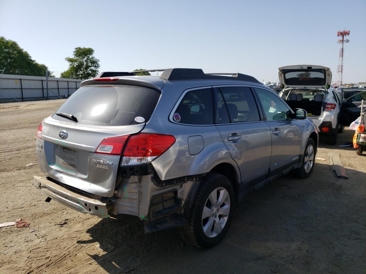 Photo 4 from auction – 2010 SUBARU OUTBACK 2. with VIN 4S4BRBKC1A3353683